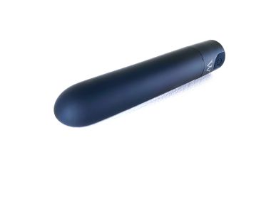 Eos – an extremely powerful small bullet vibrator with a warming feature (Color: black)